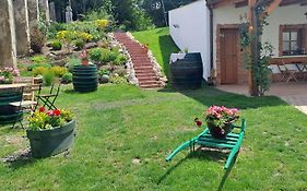 Comenius Moravus Vinarsky Dvur